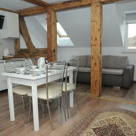 Kamienica * 姆拉哥沃